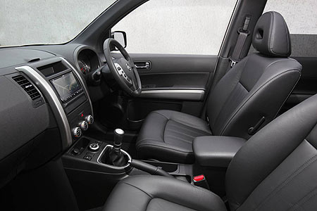 nissan-x-trail3-interior. Engine Fuel consumption has been reduced across 