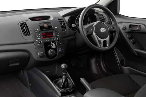 Kia Cerato 2011 Hatchback. cerato-hatch-interior