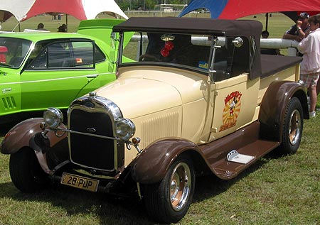Ford hotrod ute