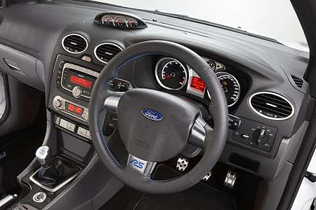 ford-focus-rs-dashboard